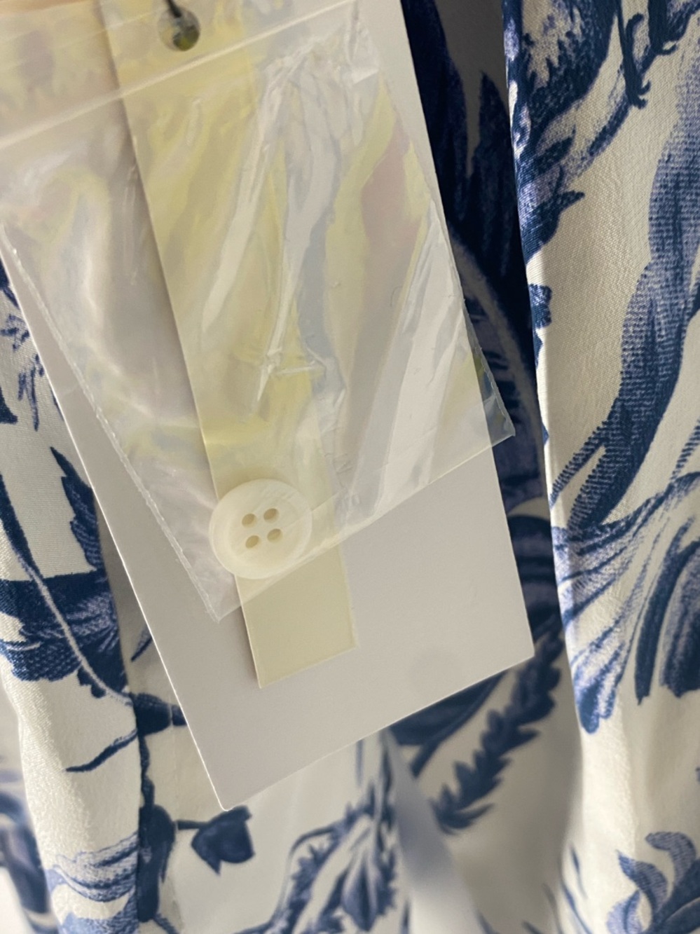 Equipment Silk Tropical Print Blouse White Blue Tie Front Shirt NWT - Picture 3 of 6